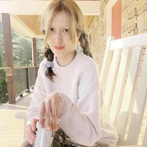 Meet your Posher, Camila